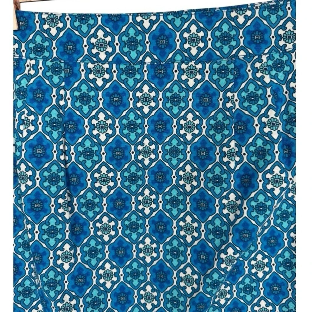 Talbots Canvas A-Line Skirt Tiny Medallions‎ Blue Size 4 Preppy Beachy Vacation